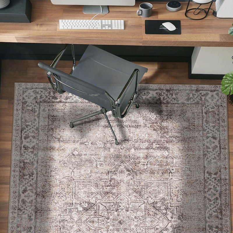 Beige Classic Washable Rug - Flat Pile, Non-Slip, Versatile for Any Room - Beige - 4' x 6'
