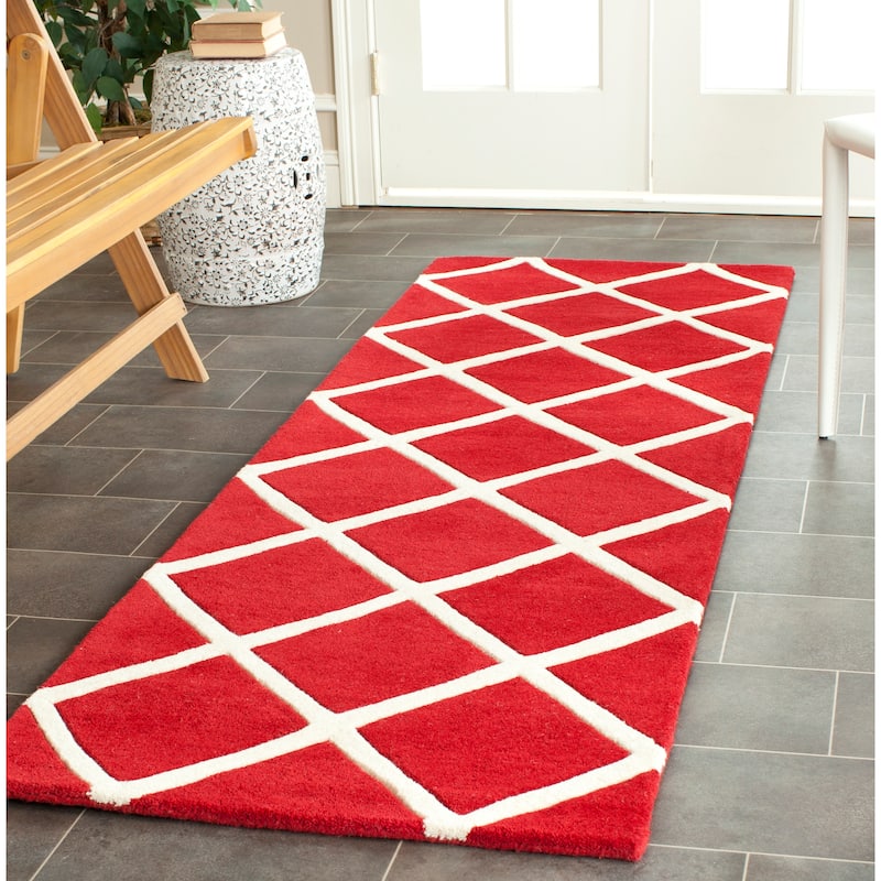 SAFAVIEH, Handmade Chatham Ezzelina Modern Moroccan Wool Rug - 2'3" x 7' Runner - Red/Ivory