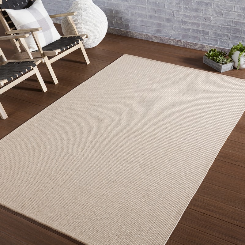 Gravis Indoor/ Outdoor Solid Area Rug