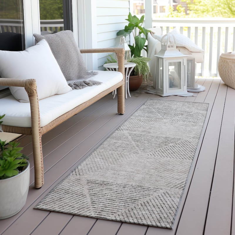 Machine Washable Indoor/ Outdoor Chantille Prism Contemporary Rug - Taupe - 2'3" x 7'6"