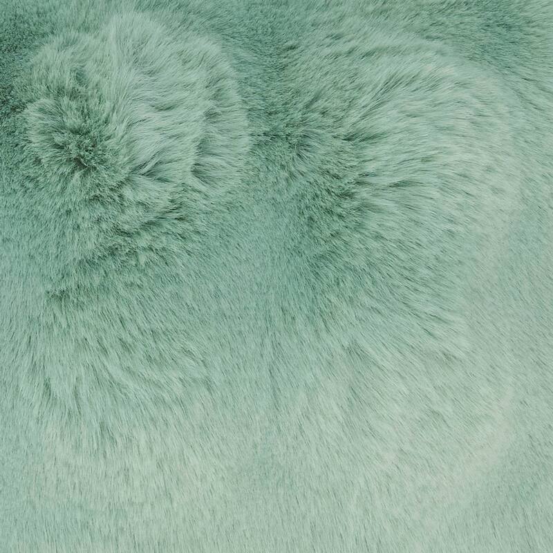 Plush Faux Fur Throw Pillow - Ultra-Soft Textured Accent for Sofa, Bed & Cozy Layered Styling