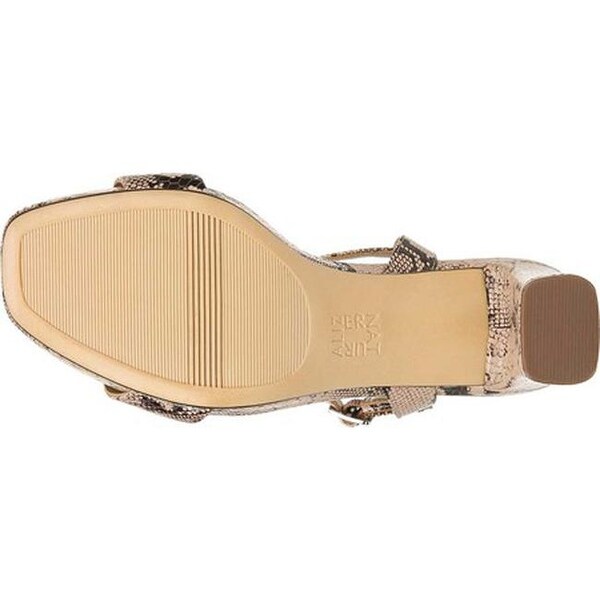 ivy quarter strap sandal naturalizer