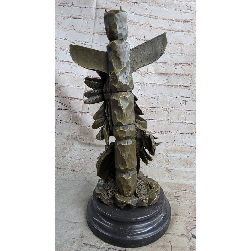 Sign Original Imitative Fisher Indian Warrior With Totem Pole Bird Bronze Statue Sculpture