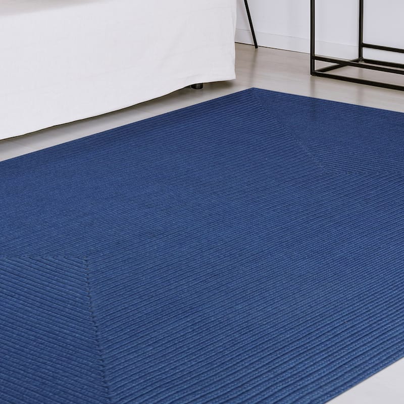 Superior Braided Reversible Indoor/Outdoor Area Rug