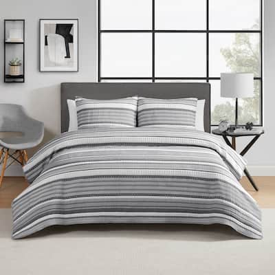 Avenida Stripe Grey All-Season Soft Woven Matelasse Jacquard Reversible Cotton Blend Quilt Set