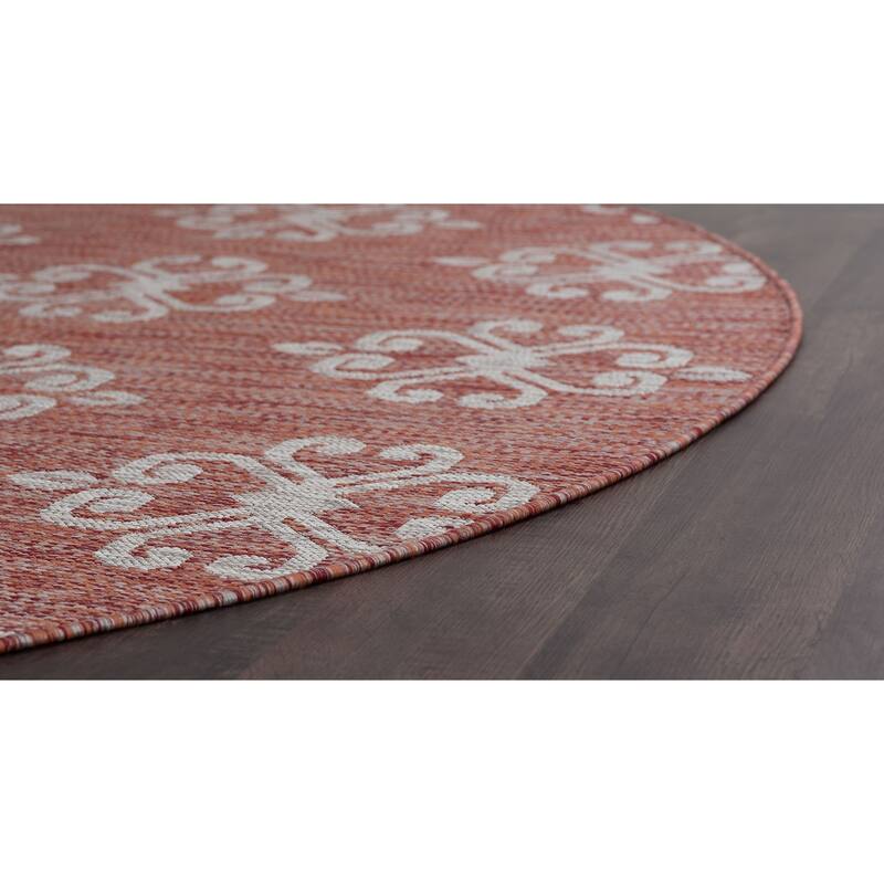 Colonnade Transitional Scroll Indoor/Outdoor Area Rug