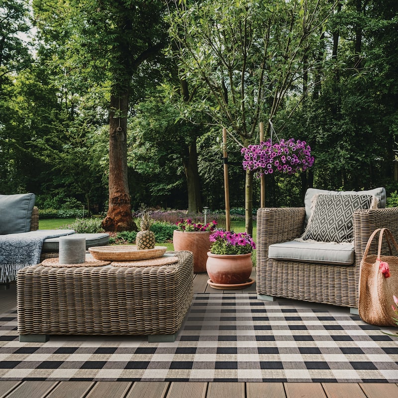 Foss Floors 6X8 Checked Indoor/Outdoor Area Rug W/TPR