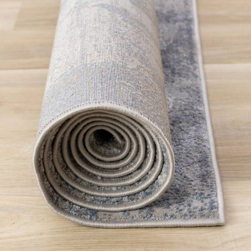 Emmett Collection - Sleek Soft Low-Pile Grey White Distressed Area Rug