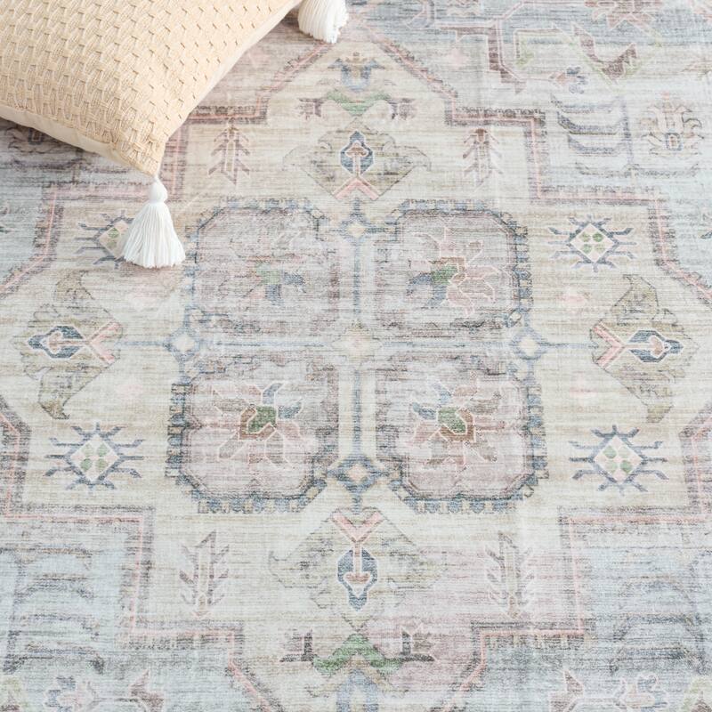 SAFAVIEH Arizona Jettie Machine Washable & Slip Resistant Rug