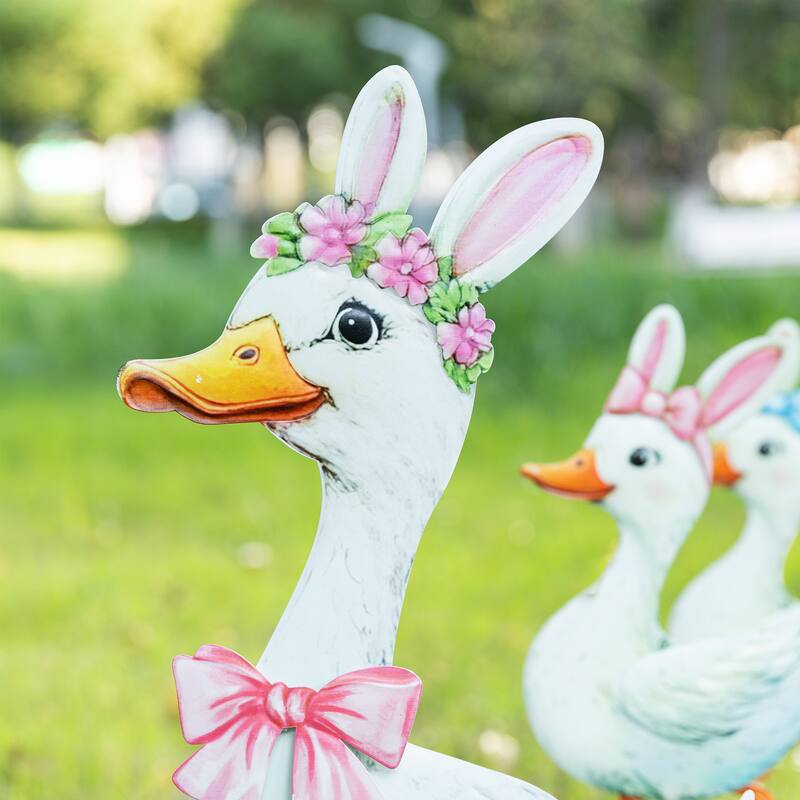 Glitzhome Set of 3 Easter Metal Duck Family Yard Stake Hanging Decor