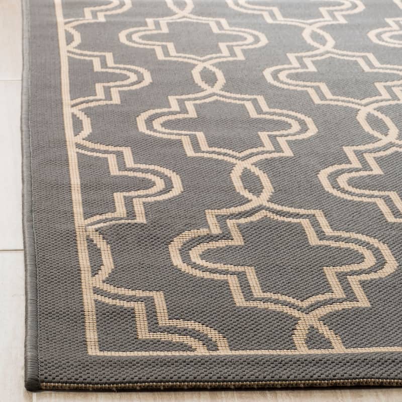 Martha Stewart by SAFAVIEH Marjanca Indoor/ Outdoor Waterproof Rug