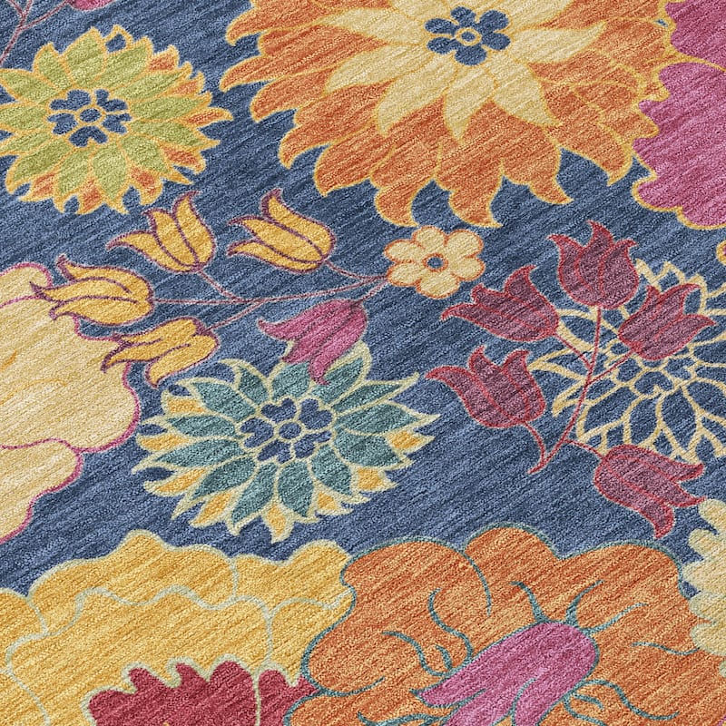 Machine Washable Indoor/ Outdoor Modern Floral Chantille Rug