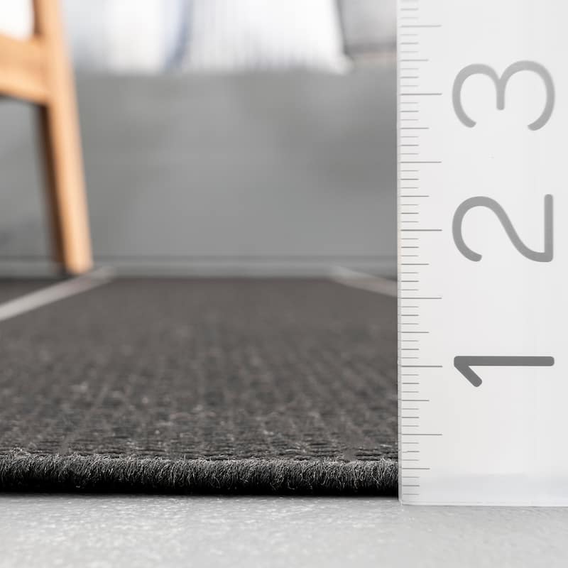 Nuloom Sharyl Modern Striped Indoor/Outdoor Area Rug