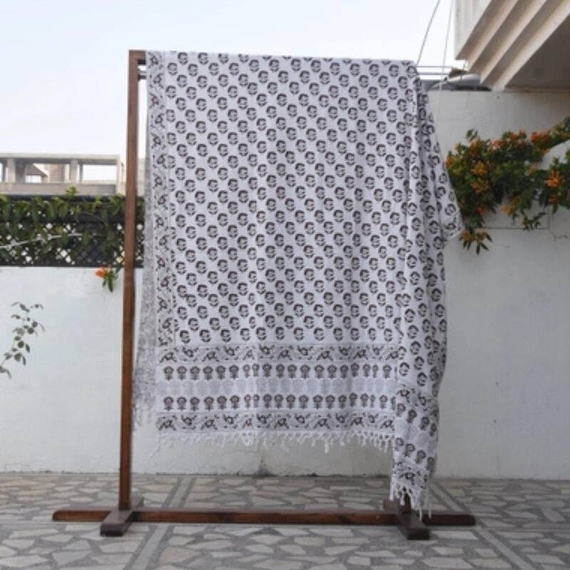 Fabdivine Rohini Handwoven Cotton Blanket- Stylish Block Print Throw for Home Decor & Bed Cover with Handcrafted Fringe, 90"x54"