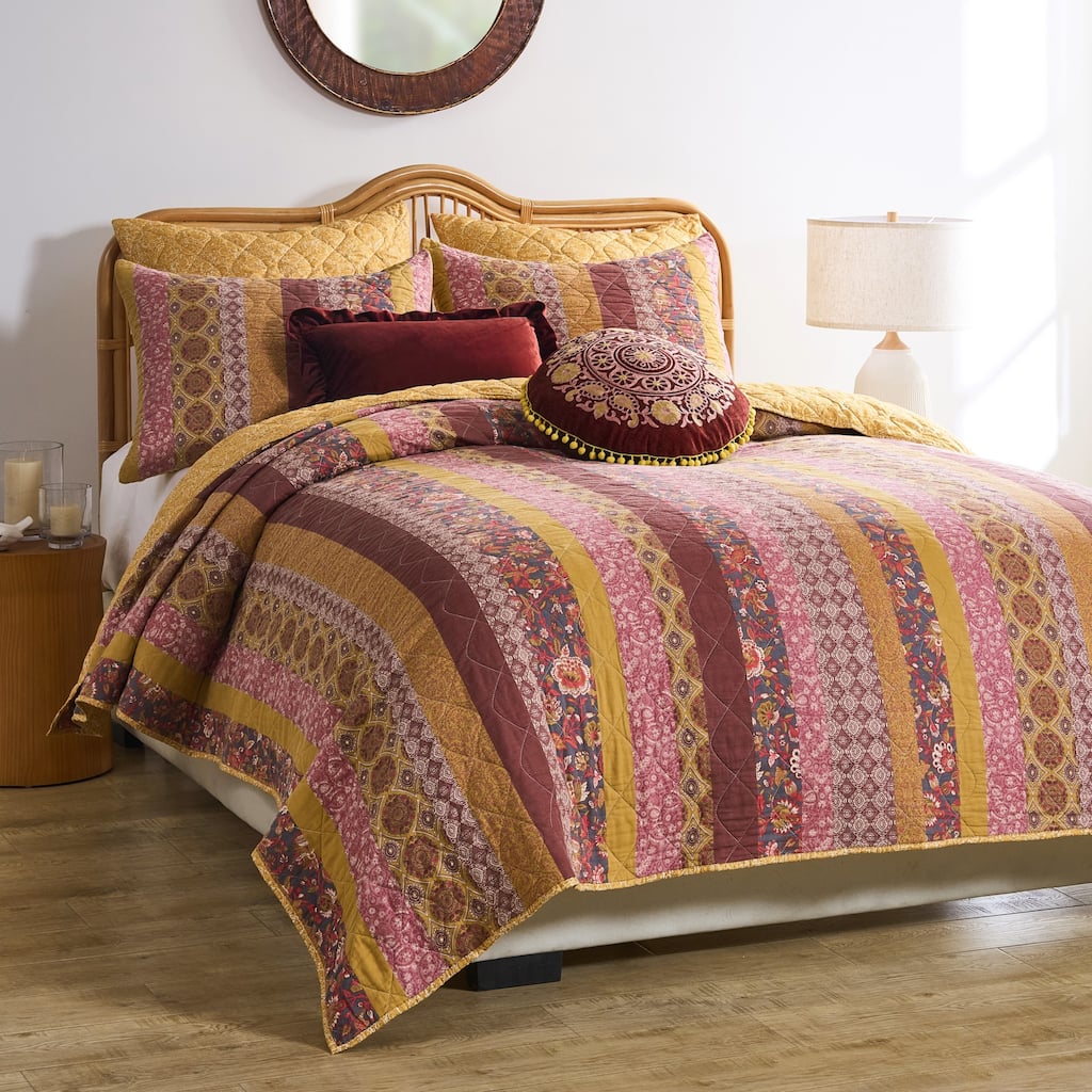 Greenland Home Fashions Marigold Vintage Boho Quilt Set