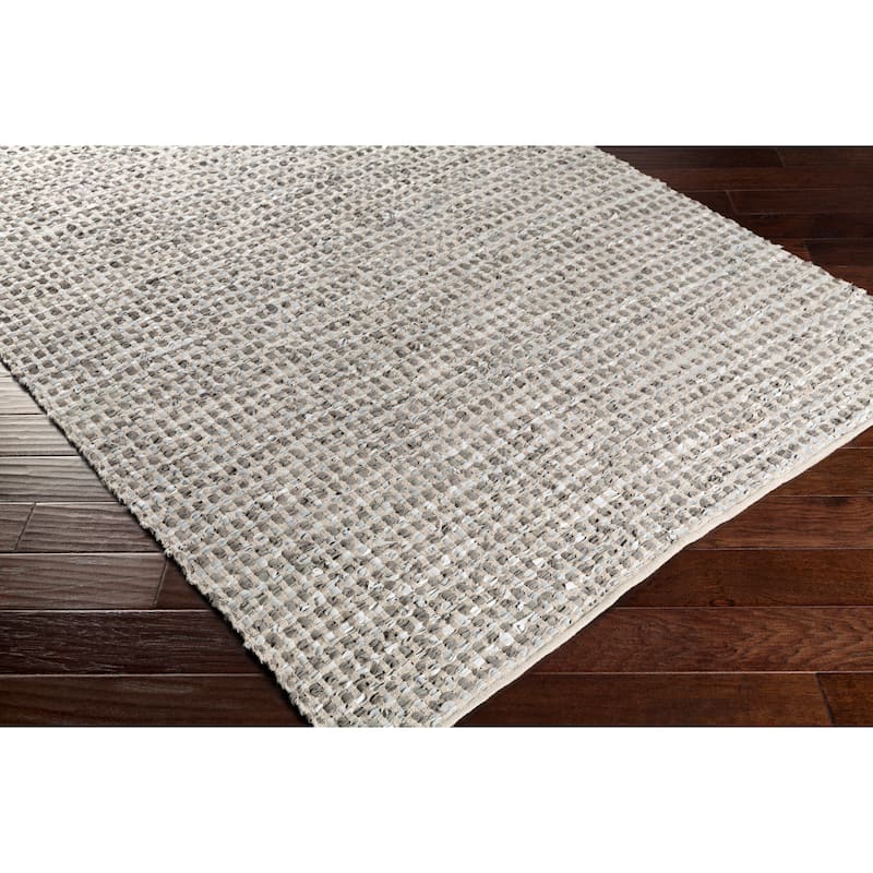 Hand-Woven Canoas Cotton/Leather Area Rug (9' x 13')
