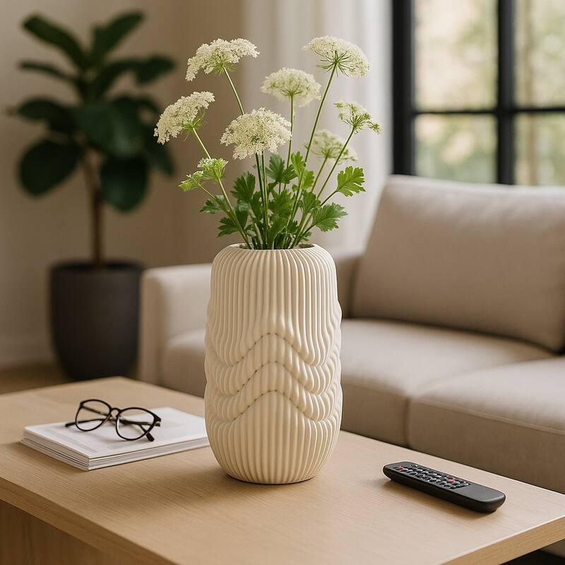 Porcelain 3D Printed Textured Vase - Ivory/Beige