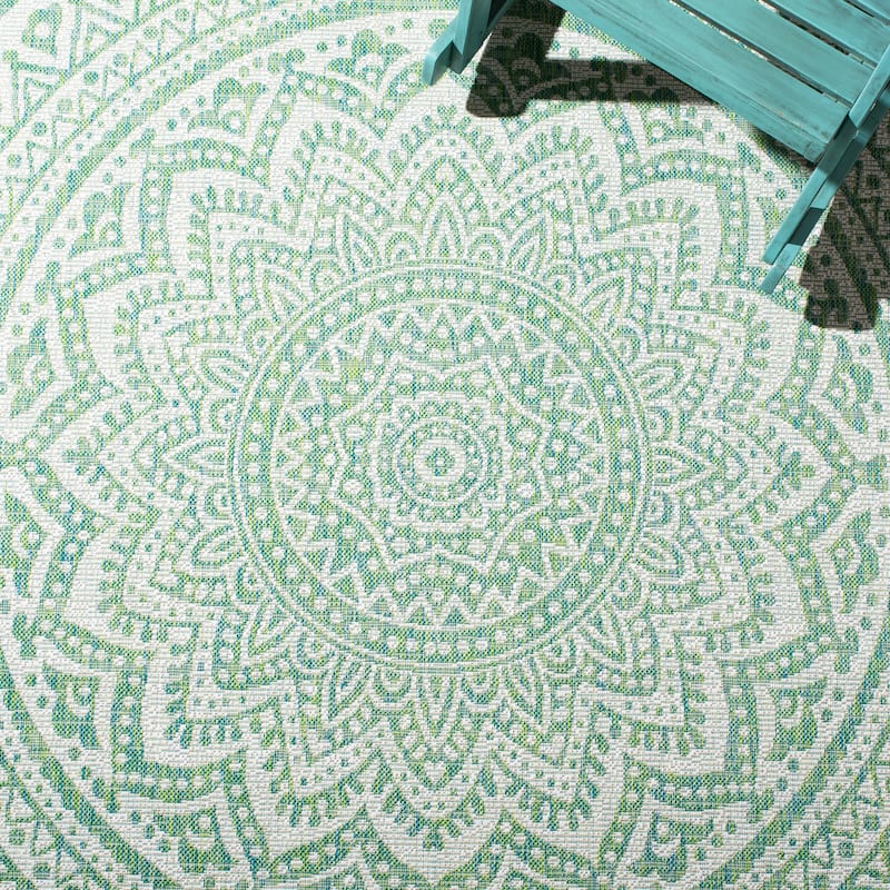 SAFAVIEH Courtyard Fran Mandala Indoor/ Outdoor Waterproof Patio Backyard Rug