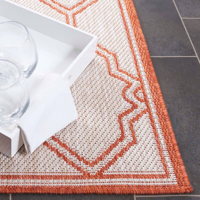 SAFAVIEH Beach House Prisca Transitional Rug