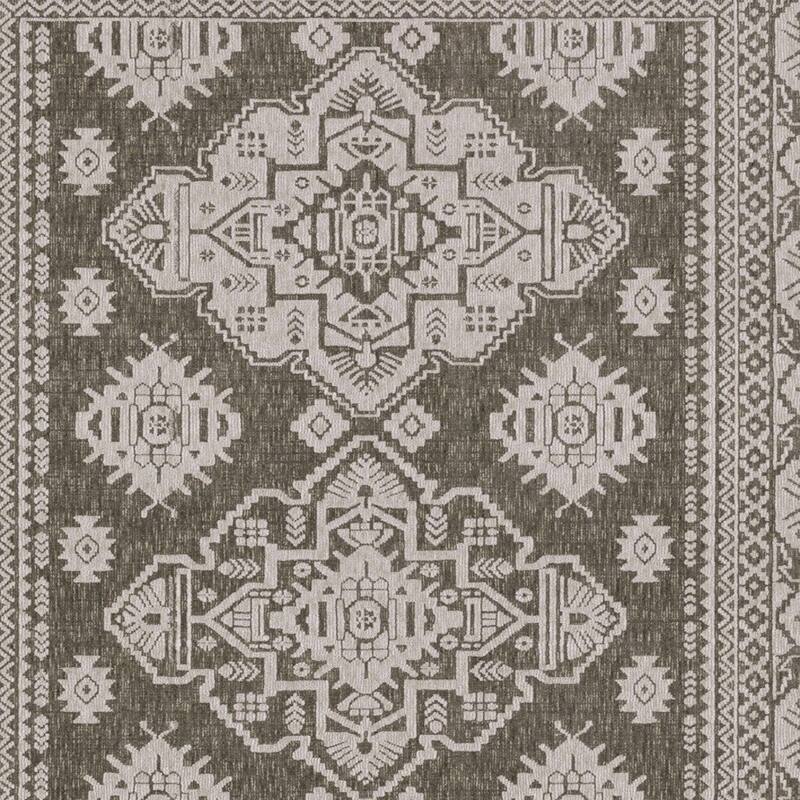 HomeRootsMedallion Traditional Rectangle Area Rug