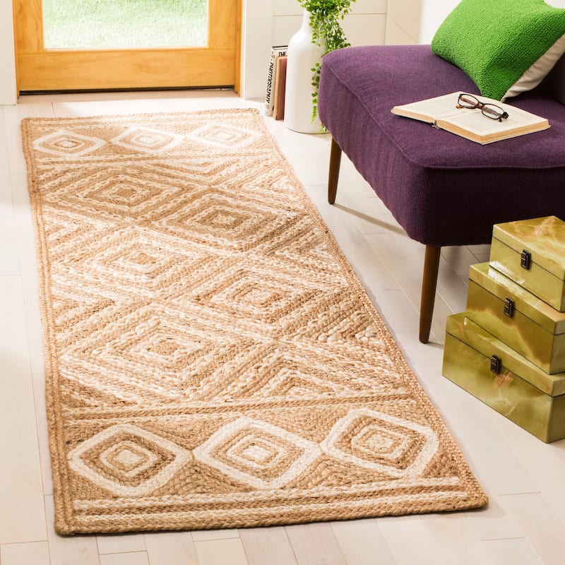 SAFAVIEH Handmade Natural Fiber Shuri Diamond Geo Jute Rug - 2'6" x 10' Runner - Natural/Ivory