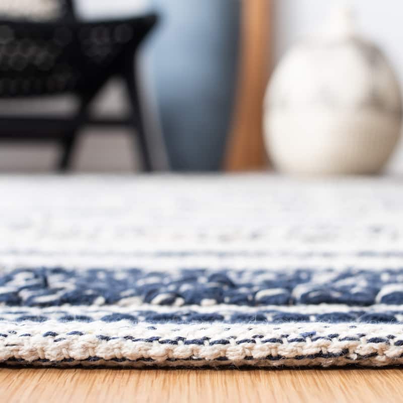 SAFAVIEH Handmade Striped Kilim Brianna Modern Cotton Rug