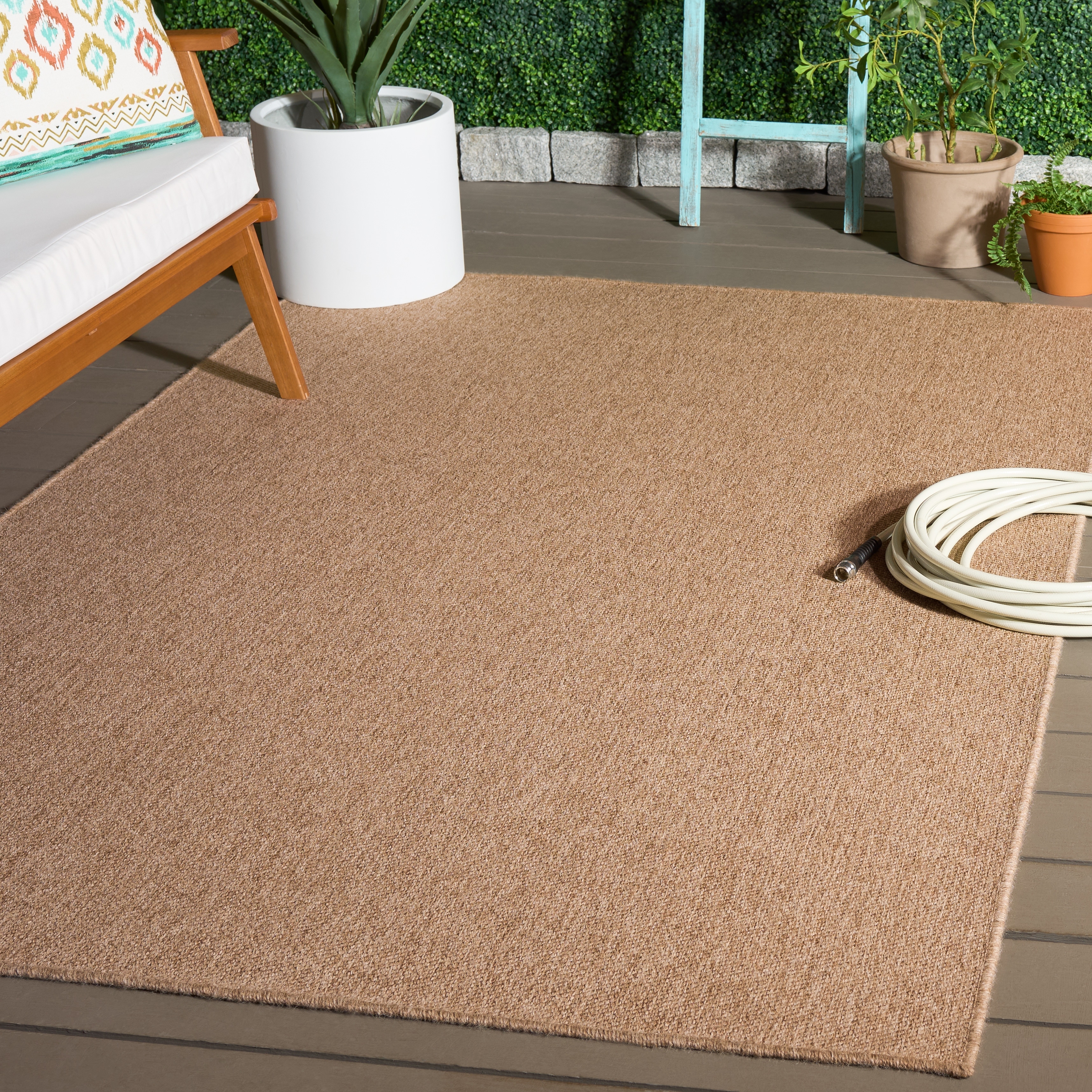 SAFAVIEH Sisal Performance Azumi Washable Indoor/Outdoor Rug - Weather Resistant & Easy Cleaning