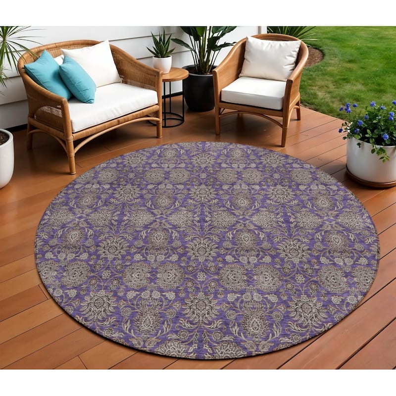 HomeRoots Floral Transitional Rectangle Outdoor Rug - 8' Round