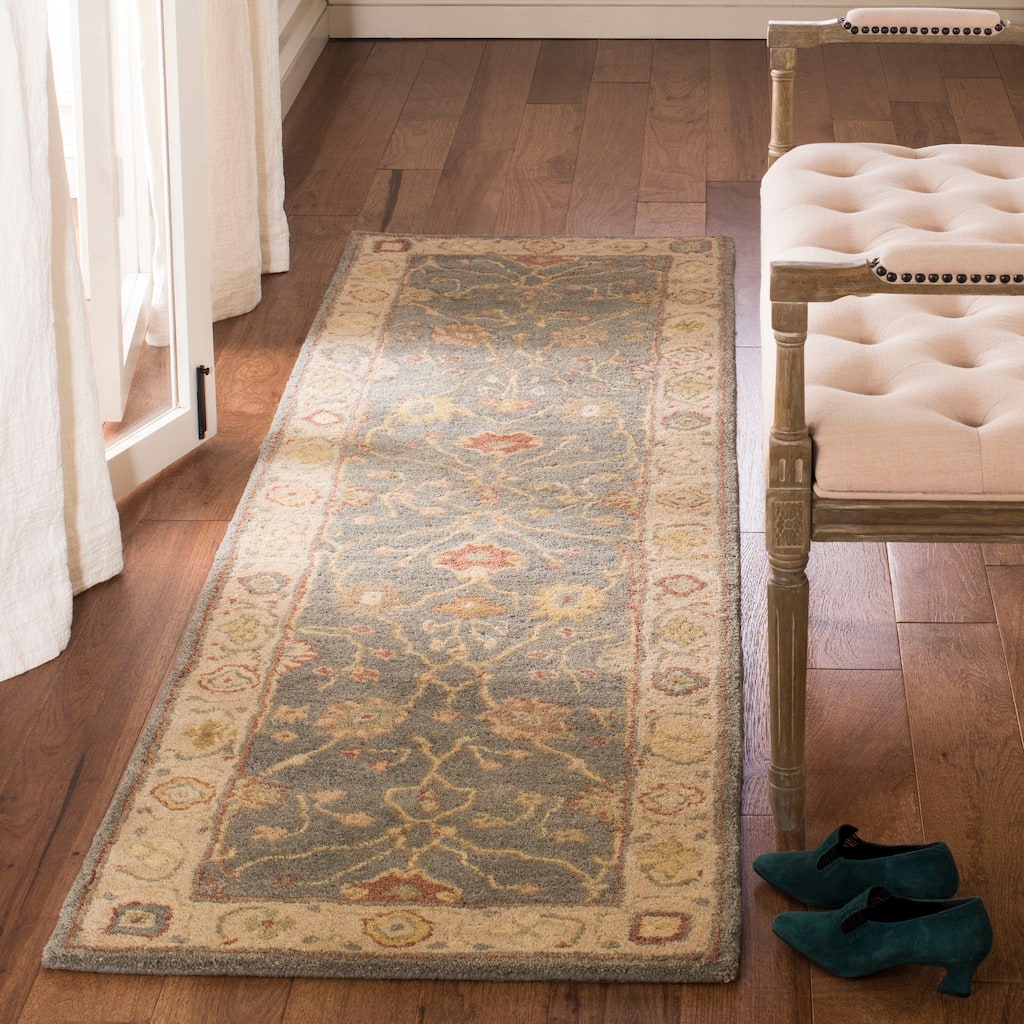 SAFAVIEH Handmade Antiquity Anett Traditional Oriental Wool Rug