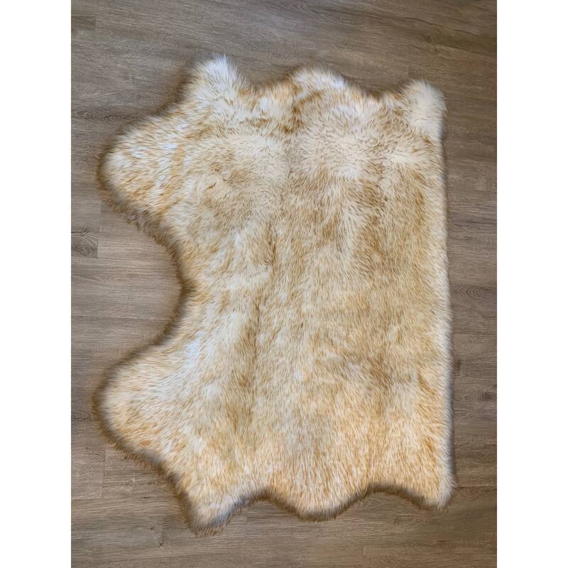 Highland Select Natural Long Wool Sheepskin 2 Pelt Shag Rug - 3' x 3'6"