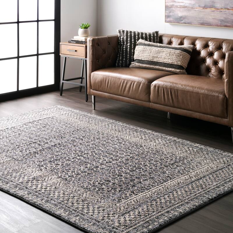 Nuloom Elodie Distressed Diamonds Area Rug