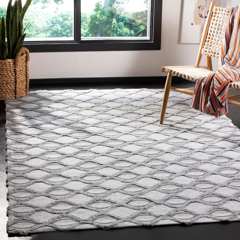 SAFAVIEH Handmade Marbella Tela Modern Polyester Rug - 4' x 6' - Grey/Charcoal - Rectangle