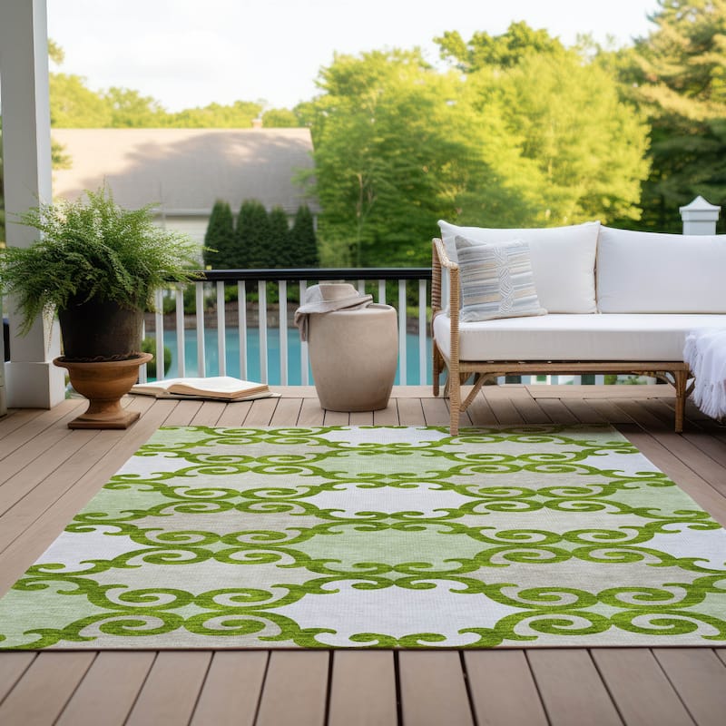 Machine Washable Indoor/ Outdoor Chantille Traditional Scroll Rug