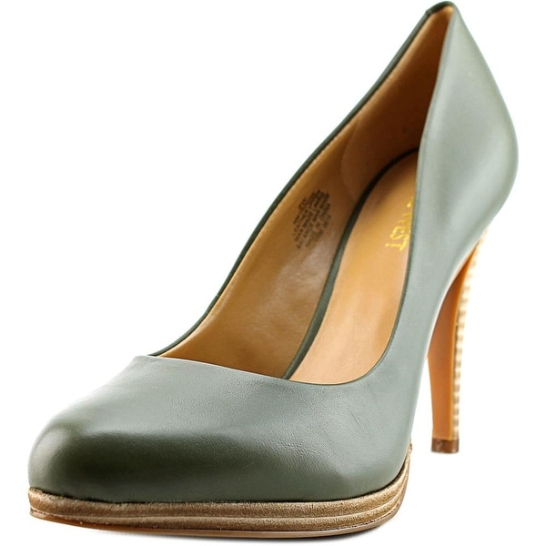 nine west green heels