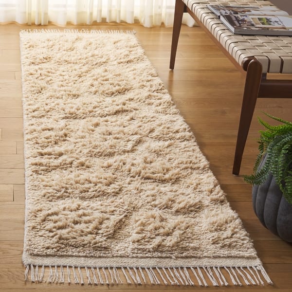 slide 2 of 16, SAFAVIEH Handmade Kenya Carrol Southwestern Wool Rug