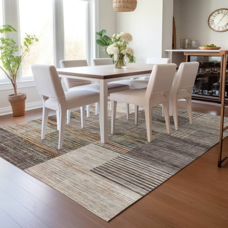 Machine Washable Indoor/Outdoor Contemporary Geo Chantille Rug