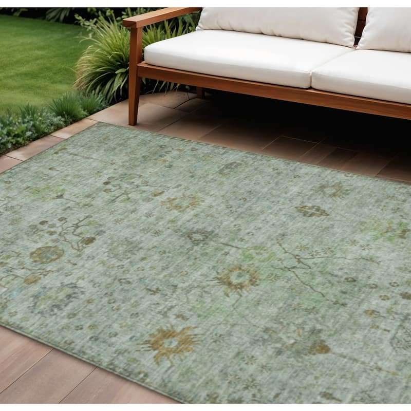 HomeRoots Floral Traditional Rectangle Outdoor Rug - 8' X 10'