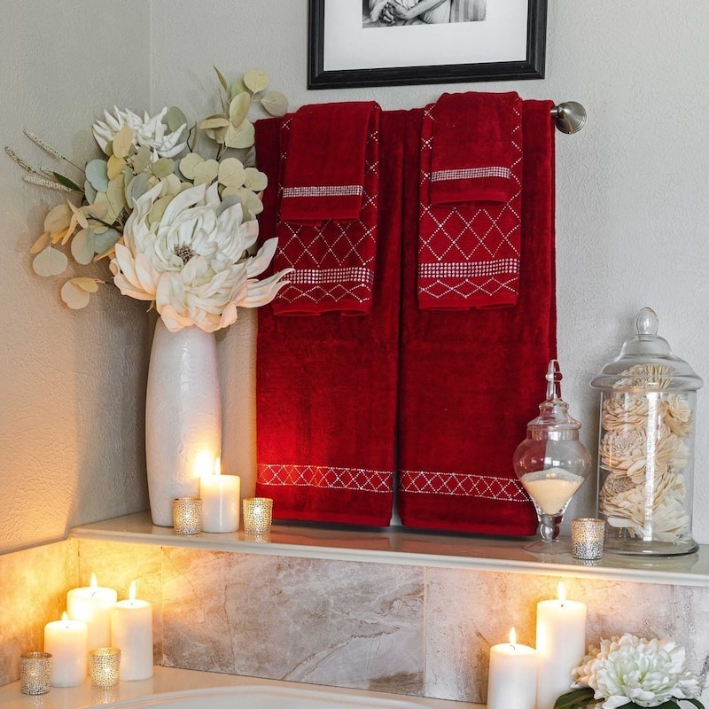 Sparkles Home Atlas 3-Piece Rhinestone Towel Set
