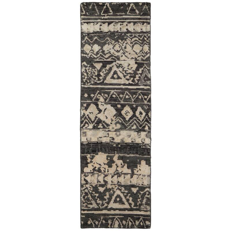 Scottsdale Luxe Hand Knot Accent Rug, Charcoal Gray/Light Beige