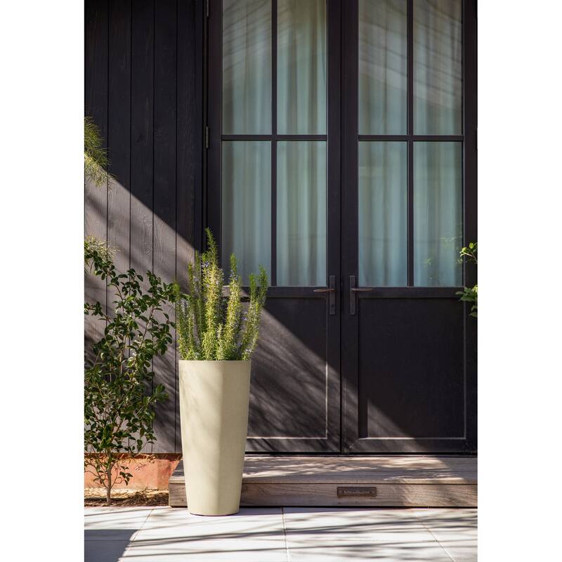Veradek Mason Series Selena 28" Planter