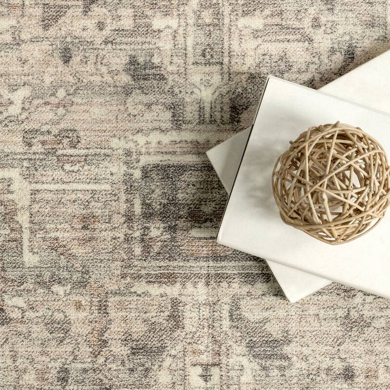 Nuloom Brielle SpinClean Machine Washable Vintage Medallion Area Rug