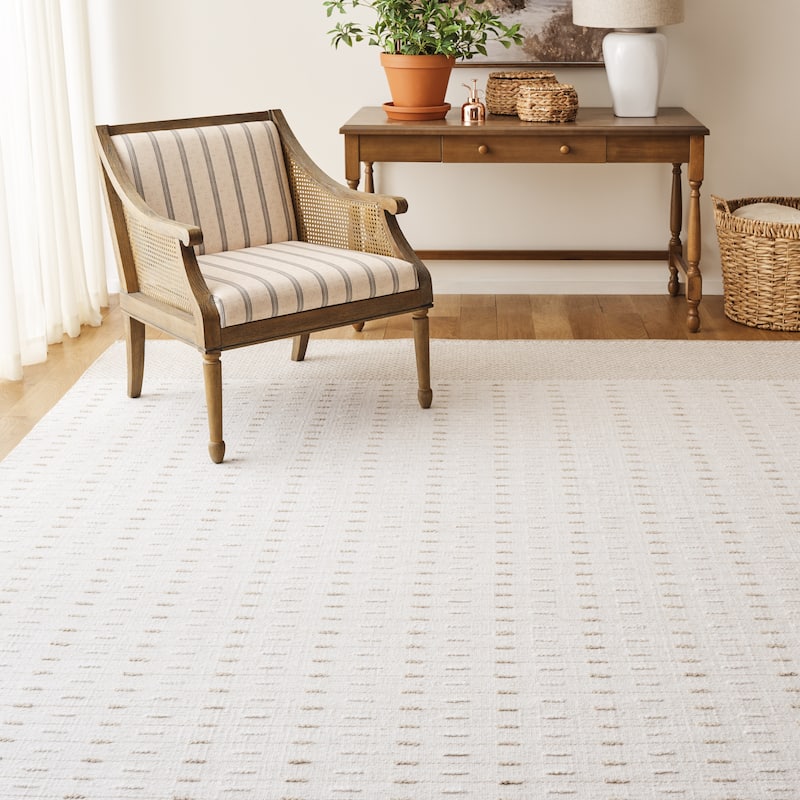 Martha Stewart by SAFAVIEH Handmade Inabat Wool Rug - Ivory - 4' x 6'