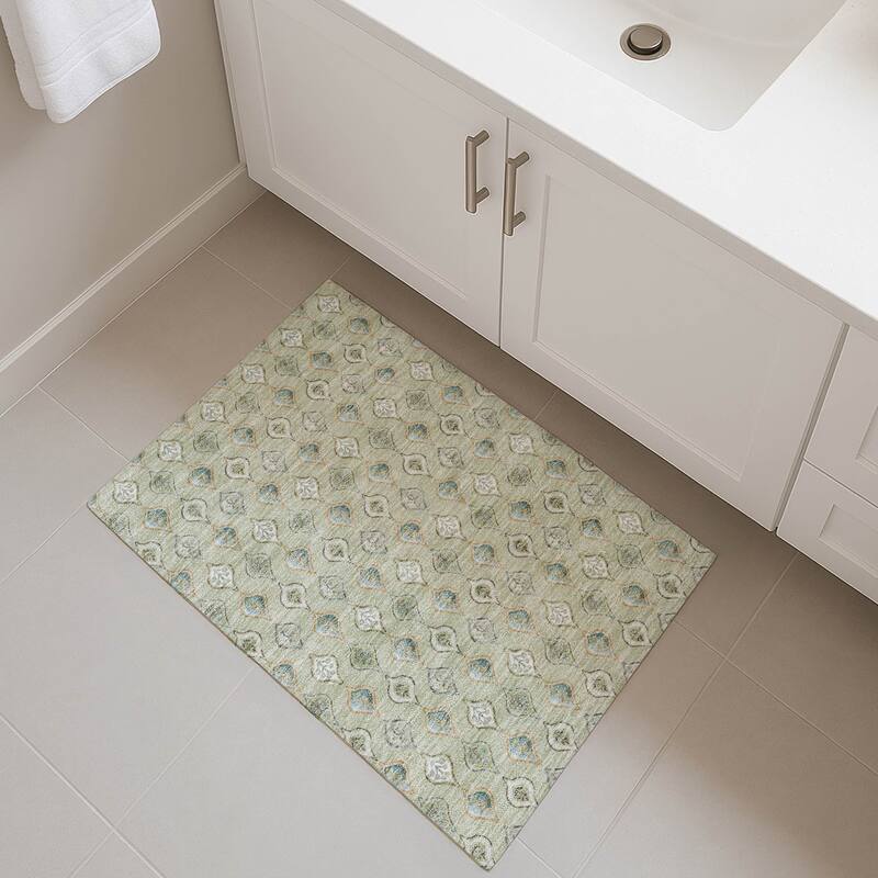 Machine Washable Indoor/ Outdoor Casual Greenwood Chantille Rug