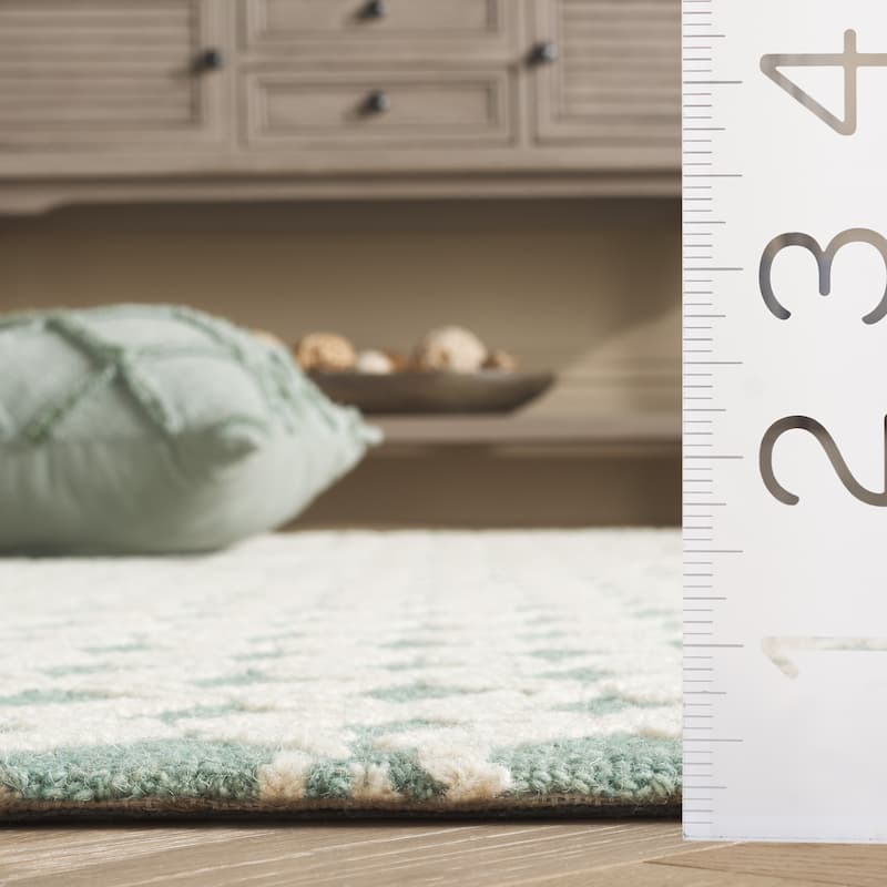 SAFAVIEH Handmade Genre Haifa Geometric Wool Rug