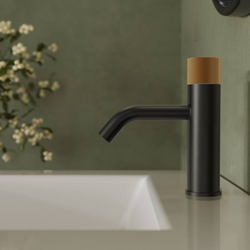 Modern 1-Handle Single Hole Bathroom Faucet with Anti-Slip Handle