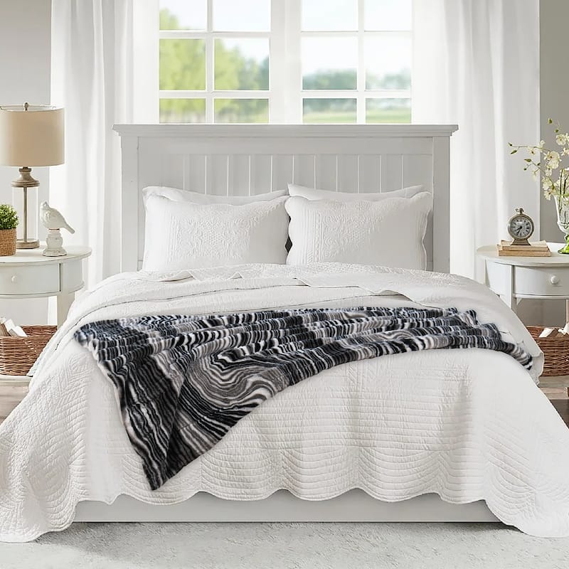 Tallulah FauxFur Reversible Sherpa Throw