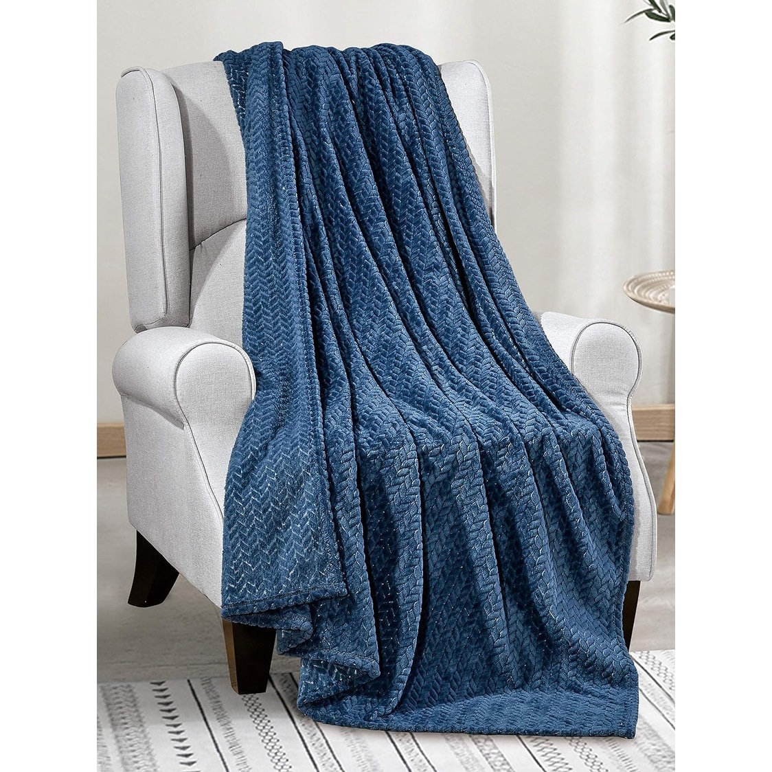 Noble House by Decor&More Oversized and Extra Heavy Chevron Braided Throw Blanket (50" x 70") (Blue)