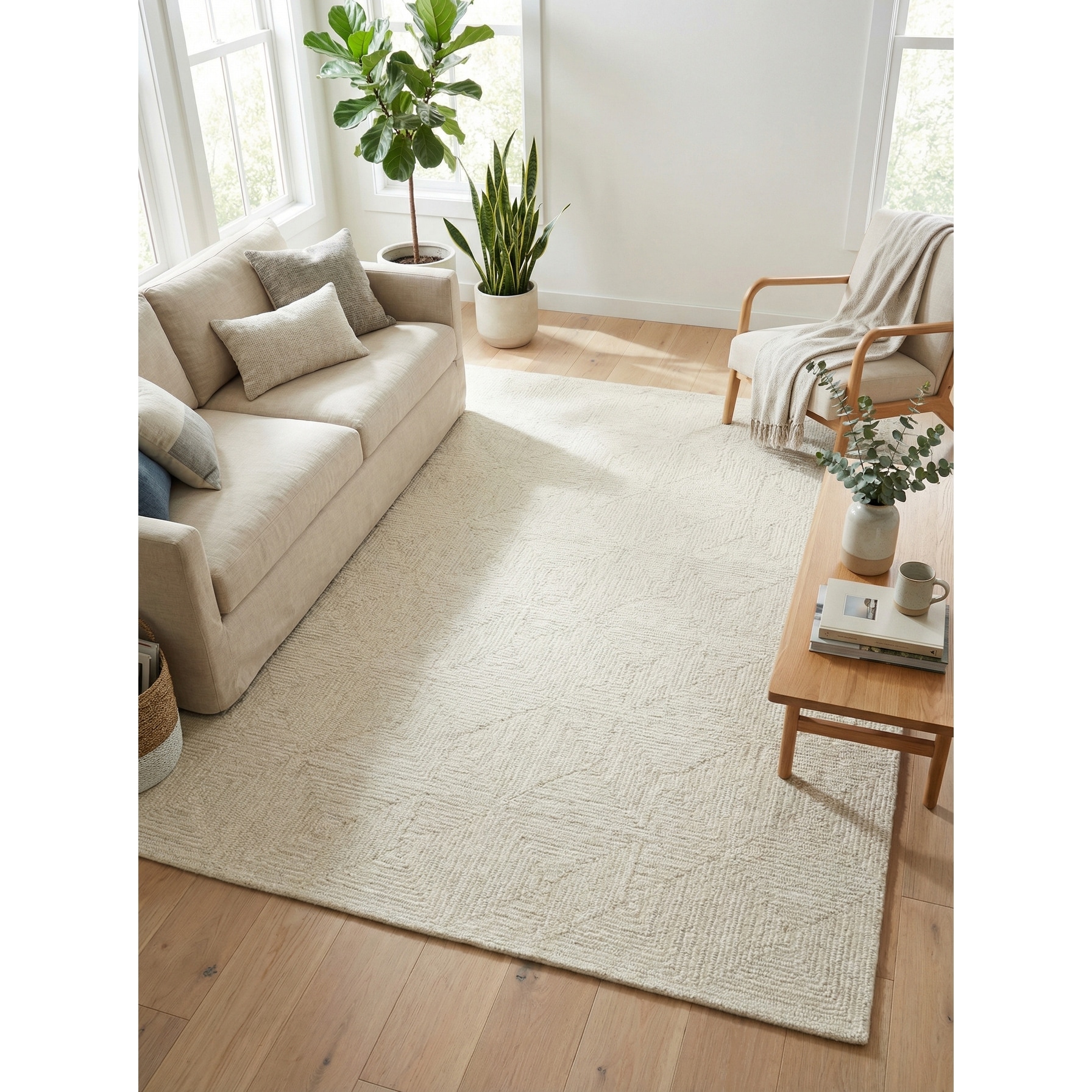 EXQUISITE RUGS Caprice Hand-tufted New Zealand Wool Beige/Ivory Area Rug.