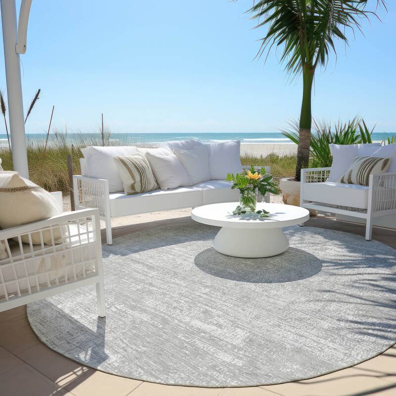 Machine Washable Indoor/ Outdoor Chantille Abstract Solid Rug - Silver - 8' x 8'