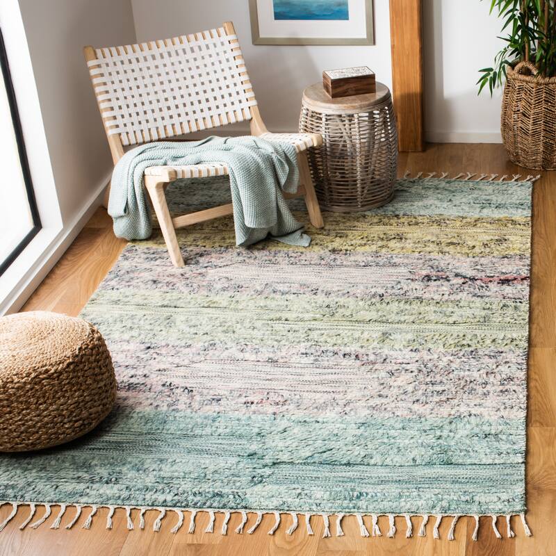 SAFAVIEH Handmade Casablanca Shag Nieves Tribal Wool Rug - 4' x 6' - Turquoise/Pink